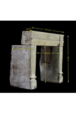 Maison Leon Van den Bogaert Rustikale französische Kaminumrandung aus Kalkstein