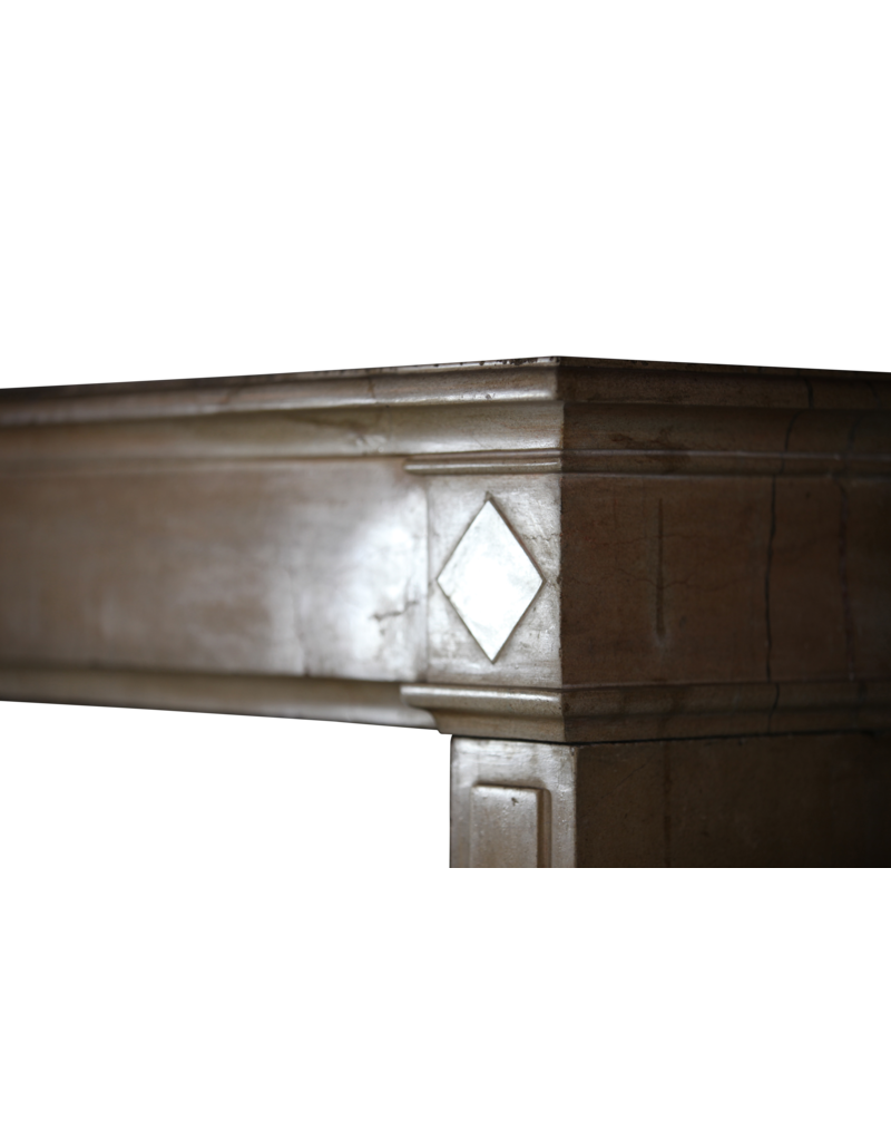 18. Jahrhundert Feine Französisch Kaminmaske Im Kalkstein