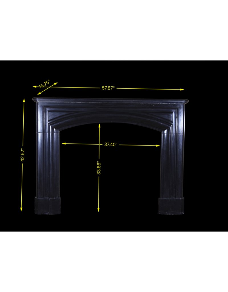 Schwarzer Belgischer Marmor Jahrgang Kaminmaske