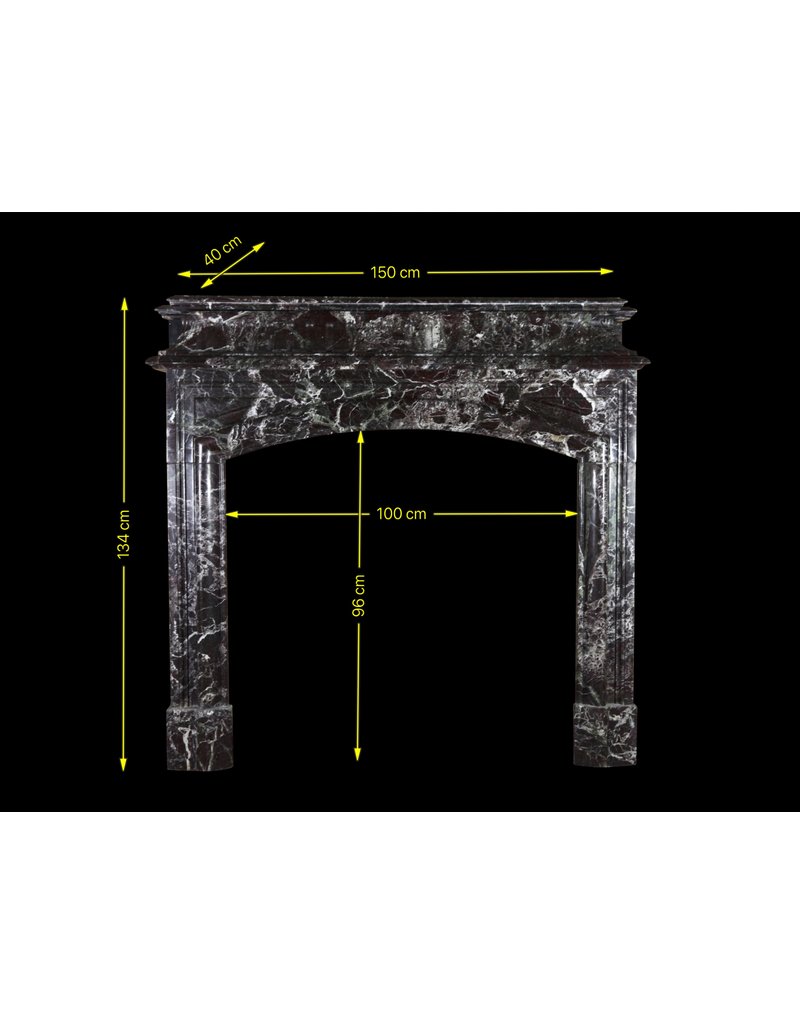 Maison Leon Van den Bogaert Große antike belgische Kaminumrandung