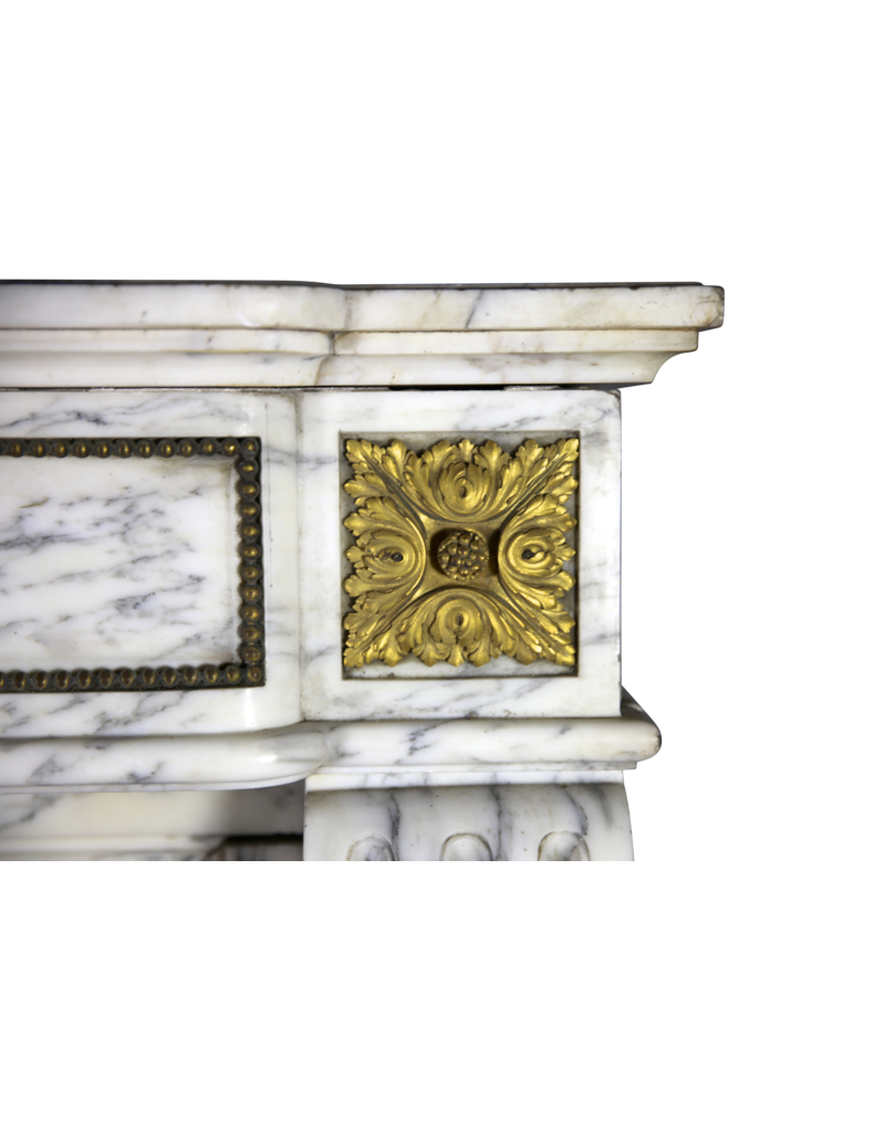 Maison Leon Van den Bogaert Feines französisch reclaimed Kaminmaske