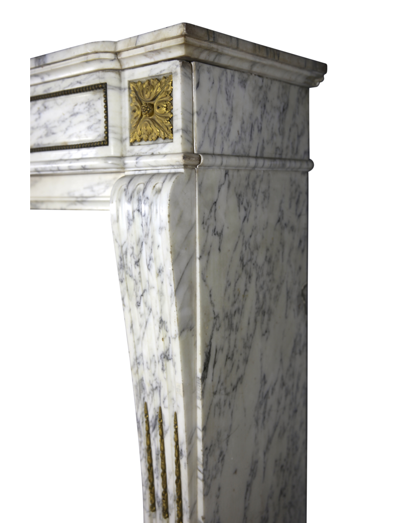 Maison Leon Van den Bogaert Feines französisch reclaimed Kaminmaske