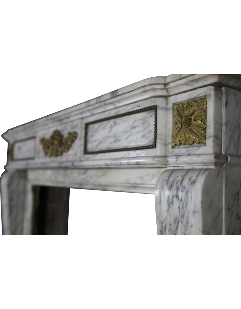 Maison Leon Van den Bogaert Feines französisch reclaimed Kaminmaske