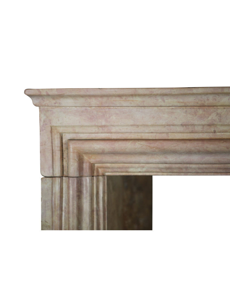 Maison Leon Van den Bogaert Antike Kaminumrandung aus Rose-Liseron-Marmor