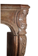 Maison Leon Van den Bogaert Elegante französische Vintage-Kaminumrandung