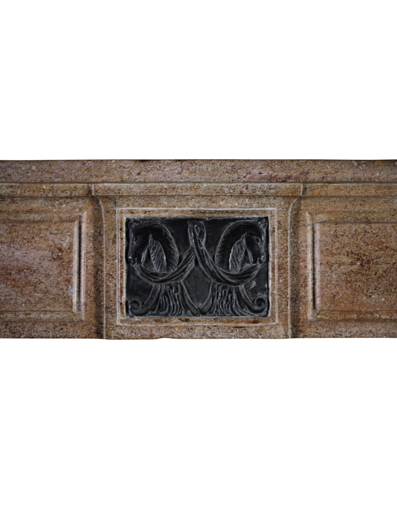 Maison Leon Van den Bogaert Gemütliche Vintage-Kaminumrandung