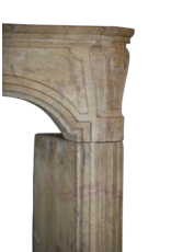 Maison Leon Van den Bogaert Französisch zweifarbig Hartsteinkamin surround