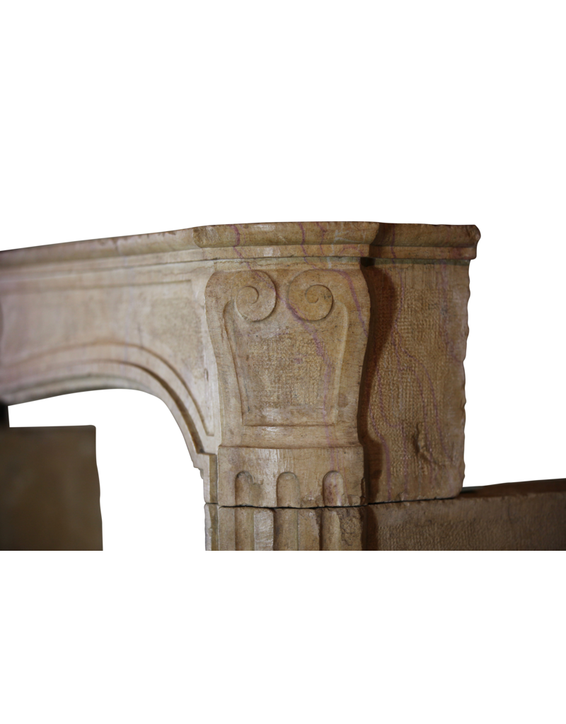 Maison Leon Van den Bogaert Französisch zweifarbig Hartsteinkamin surround
