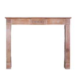 Maison Leon Van den Bogaert Gemütliches Interieur Kaminmaske