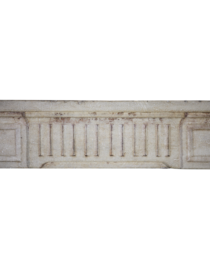 Maison Leon Van den Bogaert Petite Cheminée Décorative En Pierre Calcaire Patinée