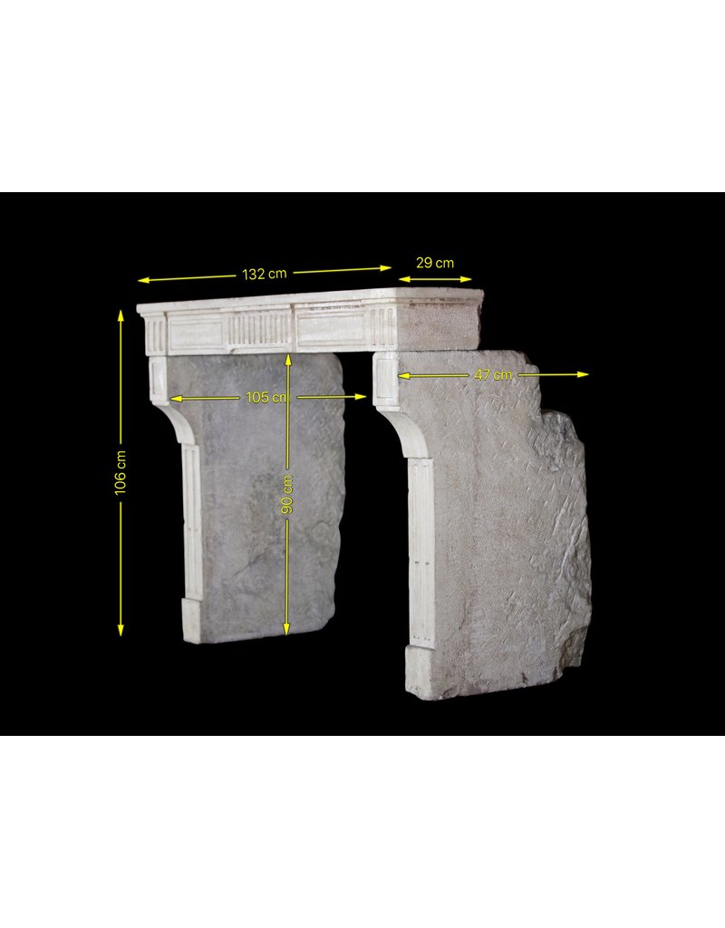 Kleines Antike Kalkstein Kamin im Französischem Landstil