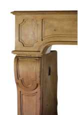 Maison Leon Van den Bogaert Vintage-Kaminumrandung aus zweifarbigem Stein