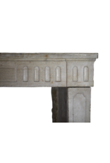 Maison Leon Van den Bogaert Klassischer französischer Hartkalksteinkamin