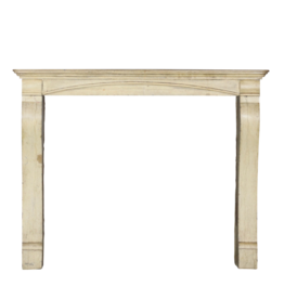Maison Leon Van den Bogaert Kleines Französisch Kalkstein Kaminverkleidung