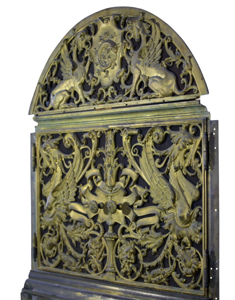 Maison Leon Van den Bogaert Antike Kamin  Aus Weißem Marmor Mit Statuen