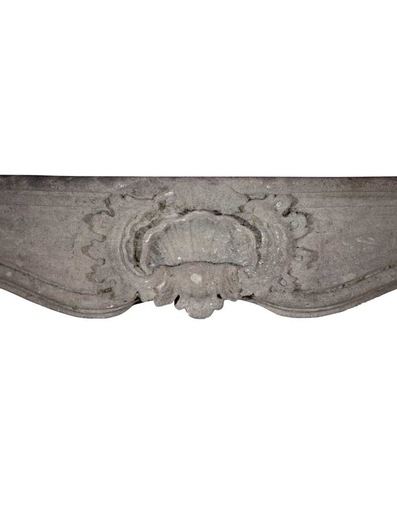Maison Leon Van den Bogaert Kostbare antike italienische Kaminumrandung aus dem 18. Jahrhundert
