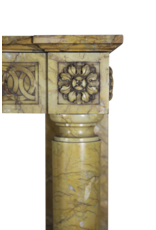 Maison Leon Van den Bogaert Originale kostbare antike italienische Kaminumrandung