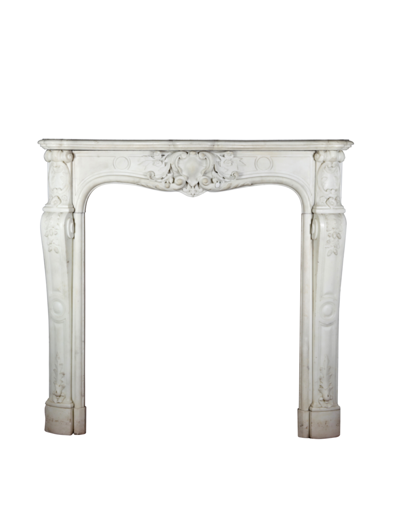 Maison Leon Van den Bogaert Cheminée romantique en marbre blanc - pièce unique
