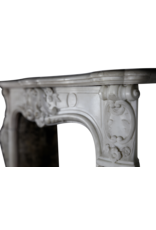 Maison Leon Van den Bogaert Cheminée romantique en marbre blanc - pièce unique