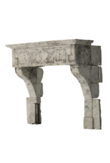 Französisch 17. Jahrhundert Periode Französisch Landstil-Art-Kalkstein Kamin Verkleidung