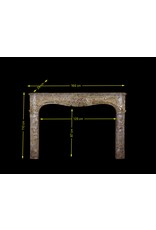 Maison Leon Van den Bogaert Markante originale antike Kaminumrandung aus Marmor aus der Régence-Zeit