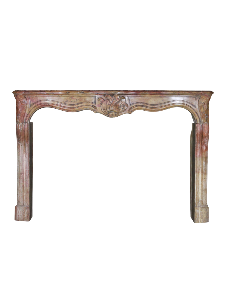 Maison Leon Van den Bogaert Elegante antike französische Kaminumrandung aus der Régence-Zeit