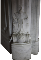 Maison Leon Van den Bogaert Französische Kaminumrandung aus Marmor aus dem 19. Jahrhundert