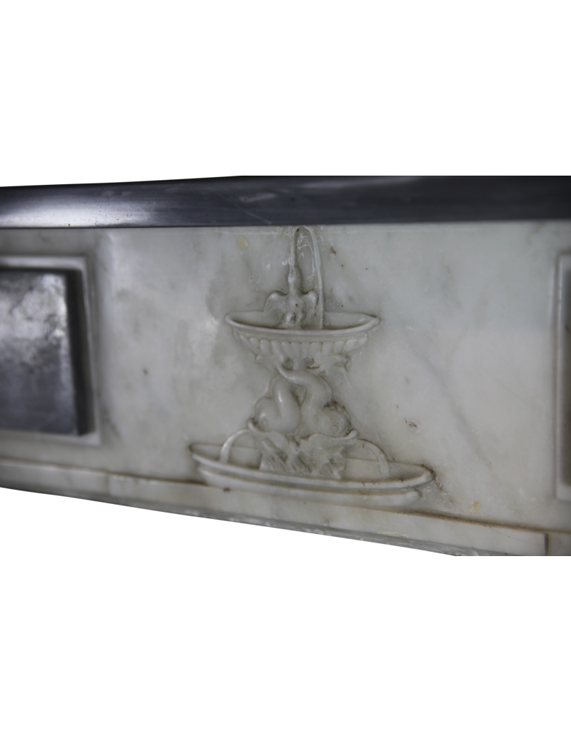 Maison Leon Van den Bogaert Feine Klassische Kamin Maske In Bleu Turquin Marmor Mit Medaillons