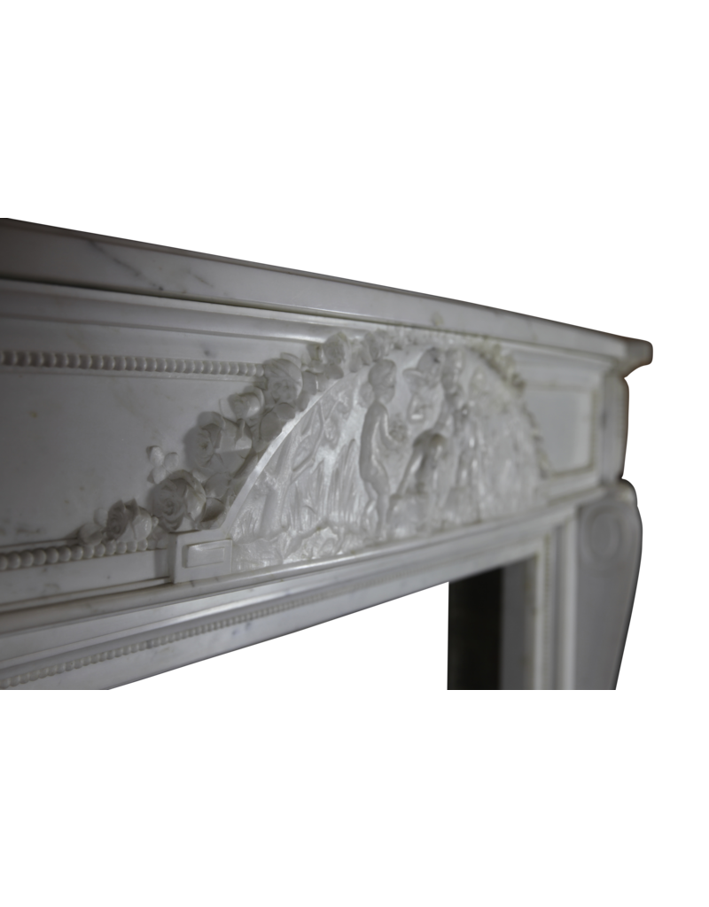 Maison Leon Van den Bogaert Monumentale Pariser Vintage-Kaminumrandung aus Carrara-Marmor