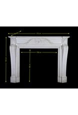 Maison Leon Van den Bogaert Monumentale Pariser Vintage-Kaminumrandung aus Carrara-Marmor