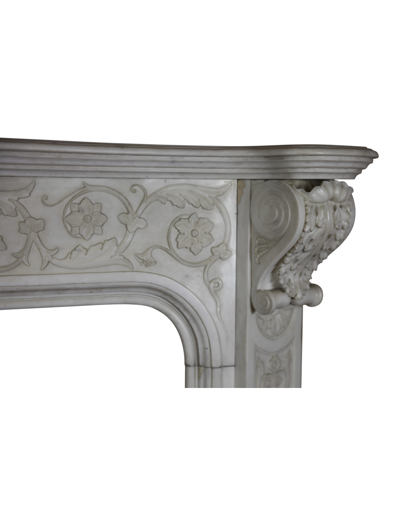 Maison Leon Van den Bogaert Empfindliche Italienischen Weinlese Statuarisch Weißer Marmor Kamin