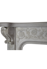 Maison Leon Van den Bogaert Feine italienische weiße Vintage-Kaminumrandung aus Marmor