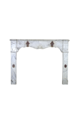 17Th Century Italian Fireplace Surround In Marble