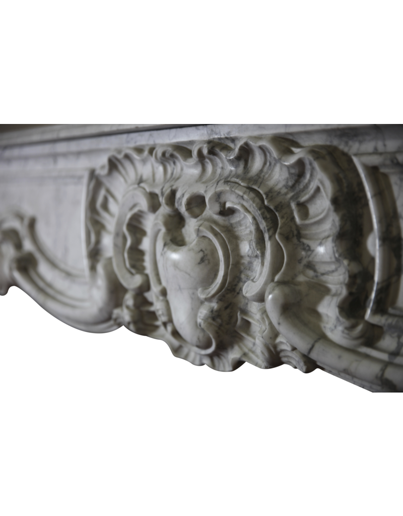 Maison Leon Van den Bogaert Große originale Antwerpener Vintage-Kaminumrandung im Barock-Stil