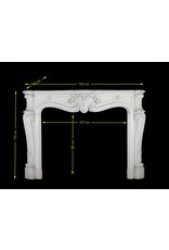 Maison Leon Van den Bogaert Reine französische Vintage-Kaminumrandung aus weißem Statuario-Marmor