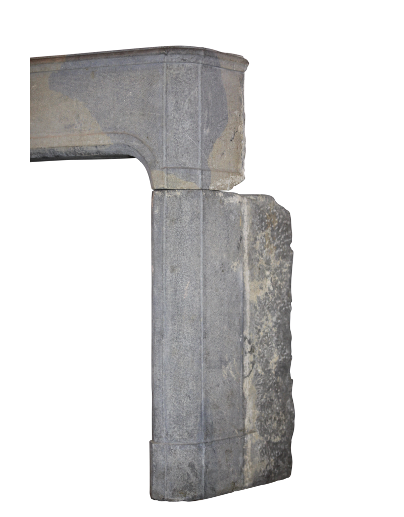 Grand 17Th Century Antique Fireplace Surround In Bicolor Hard Stone