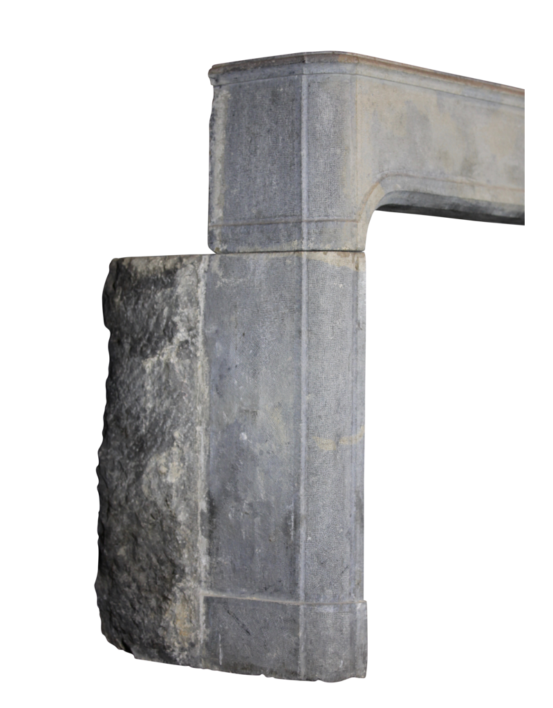 Grand 17Th Century Antique Fireplace Surround In Bicolor Hard Stone