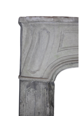 Maison Leon Van den Bogaert Französisch des 18. Jahrhunderts periode Kalkstein Kaminmaske
