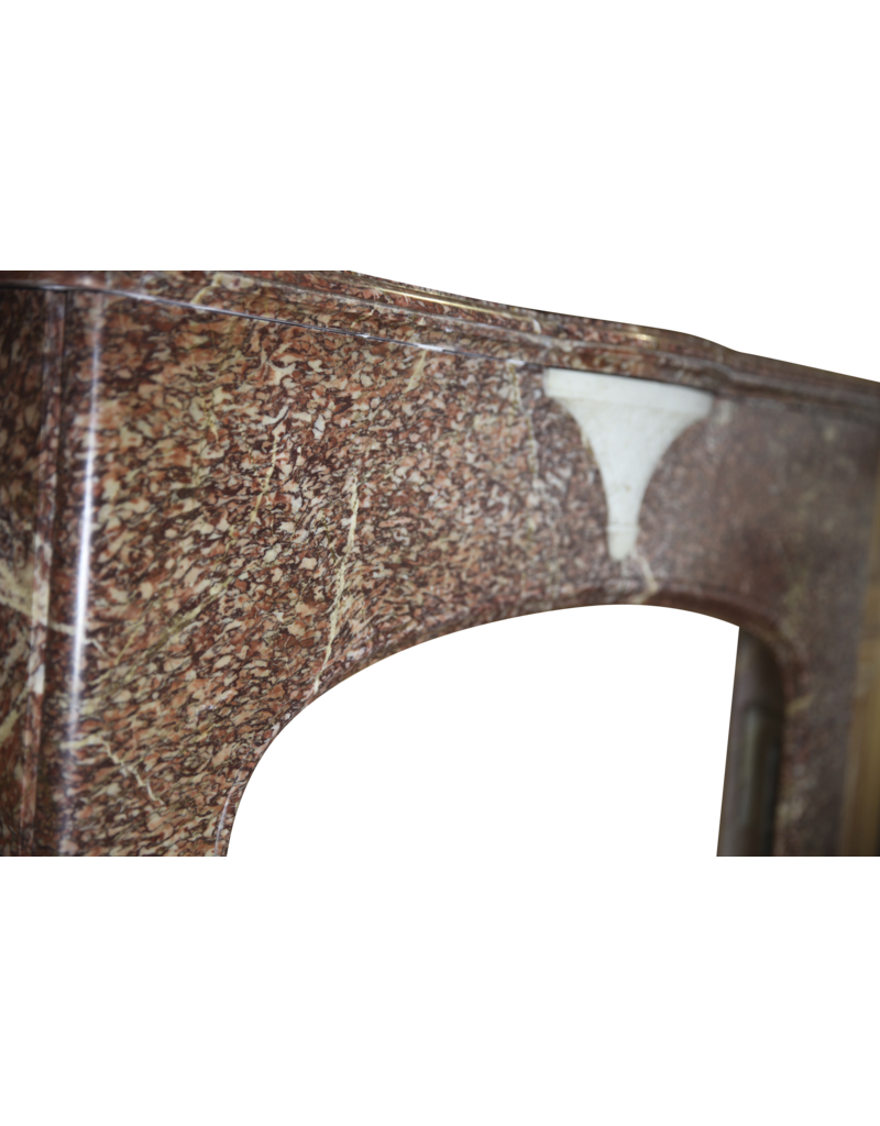 Maison Leon Van den Bogaert Feine Art-déco-Kaminumrandung aus Marmor