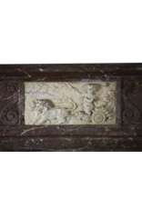 Maison Leon Van den Bogaert Markante Kaminumrandung aus Marmor