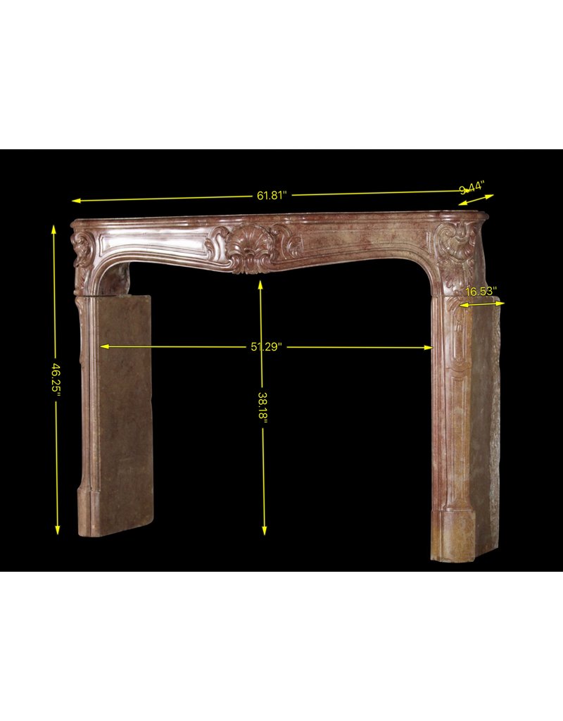 Maison Leon Van den Bogaert Klassisch elegante französische Vintage-Kaminumrandung aus Hartstein