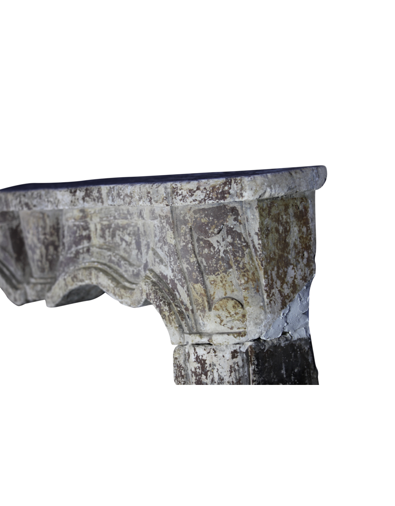 Maison Leon Van den Bogaert Italian Chic Country Limestone Fireplace Mantel