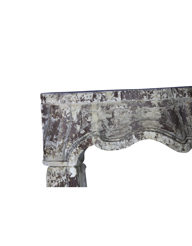 Maison Leon Van den Bogaert Italian Chic Country Limestone Fireplace Mantel