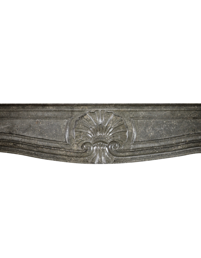 Maison Leon Van den Bogaert Massieve tijdloze Lodewijk XV schouw