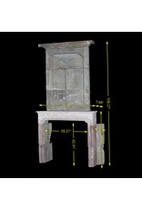 Maison Leon Van den Bogaert Französische Kaminumrandung aus Kalkstein aus dem 18. Jahrhundert im Landhausstil
