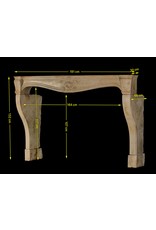 Élégante Cheminée Française En Pierre Calcaire Du 18Ème Siècle