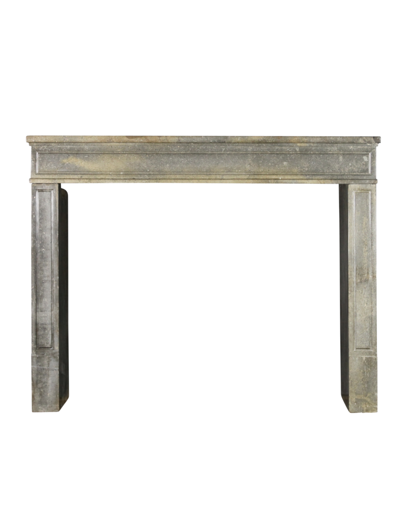Maison Leon Van den Bogaert Vintage französisch Kaminmaske in hartem Stein