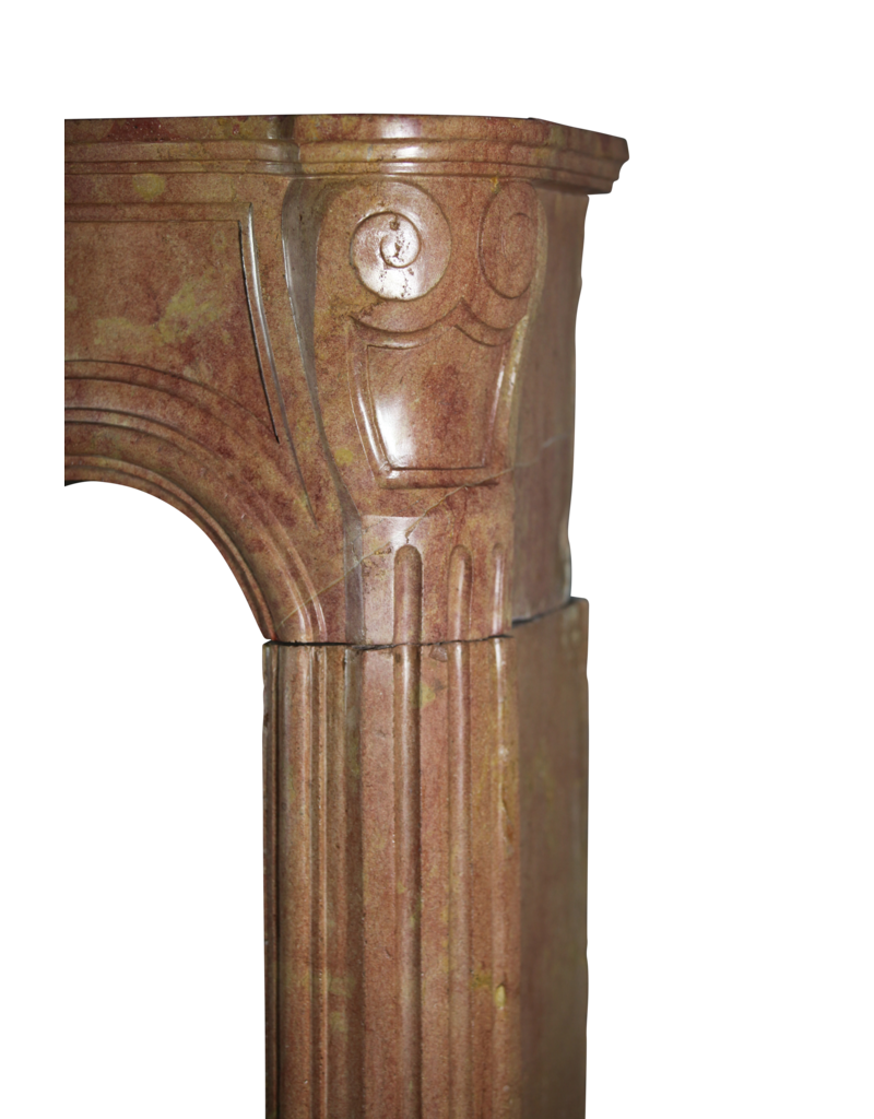 Maison Leon Van den Bogaert Französische Vintage-Kaminumrandung