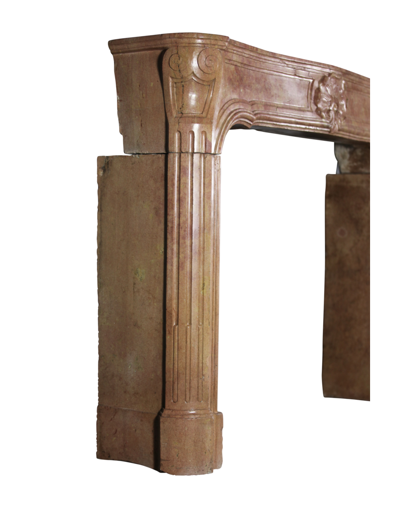 Maison Leon Van den Bogaert Französische Vintage-Kaminumrandung