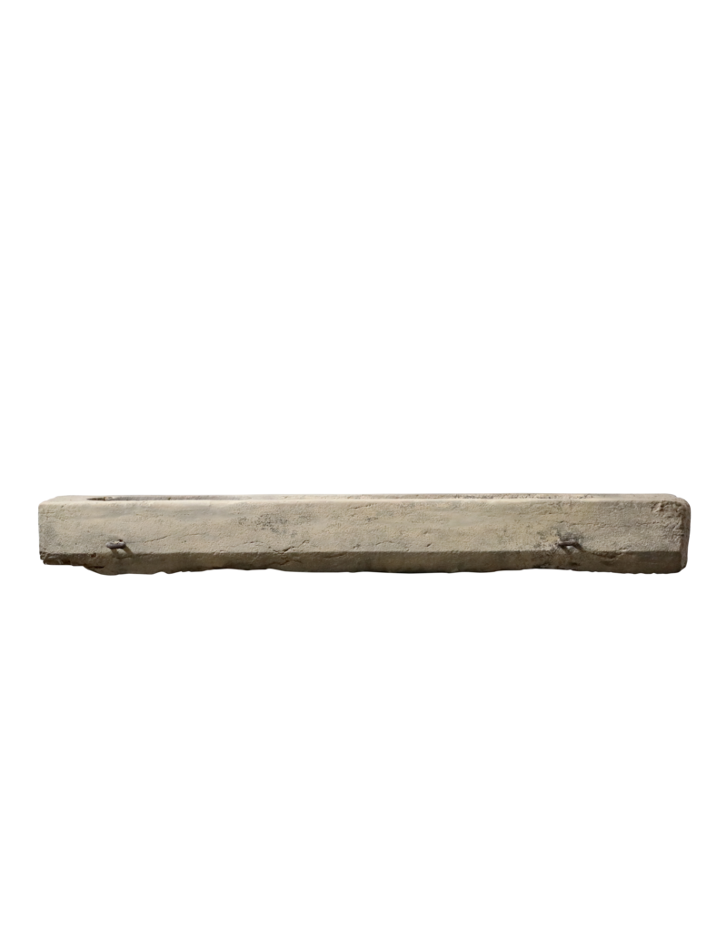 Maison Leon Van den Bogaert Ancien fragment d’auge en calcaire